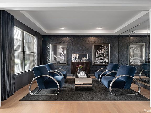 5th image of 2071 Kohli Dr