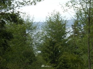 38XX Resort Rd, Greenbank, WA 98253