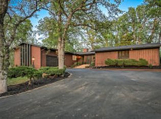 11385 Easy St, Redding, CA 96003