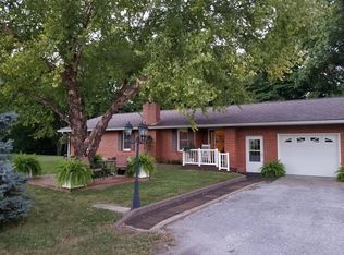 22695 Lone Ln, Rushville, IL 62681