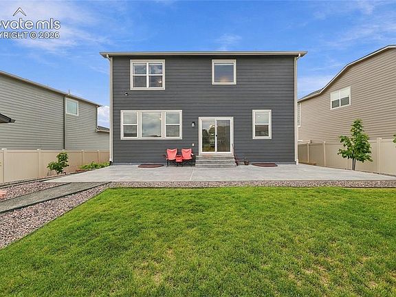 3rd image of 8232 Falling Rock Dr