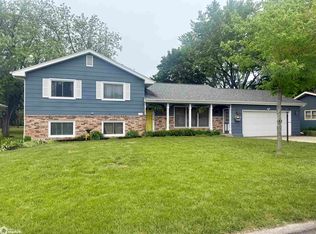 712 S Locust St, Jefferson, IA 50129