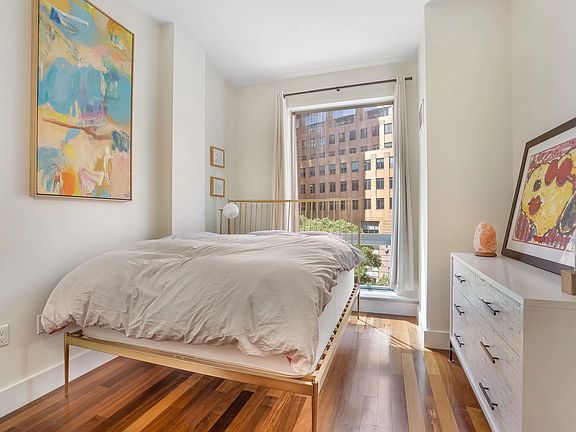 4th image of 156 Myrtle Ave #511