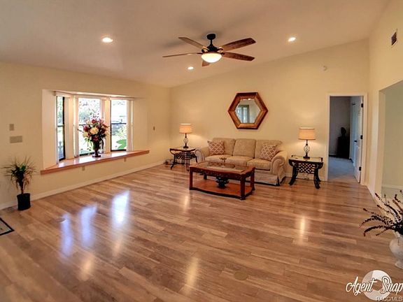 3rd image of 460 E Falconry Ct