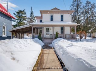 19 Whelan St, Westport, ON K0G 1X0