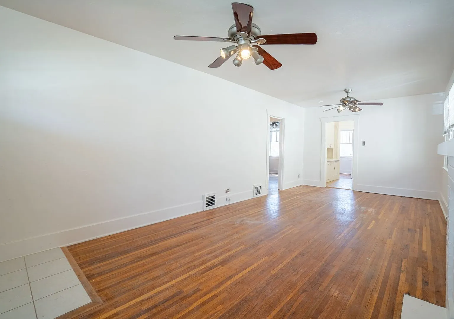 Spacious 2 bedroom home in the heart of City — Photo 4