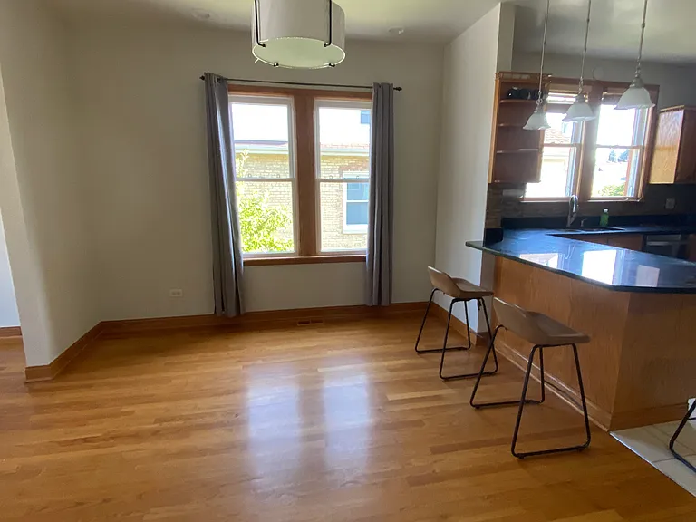 3522 N Nagle Ave #1 — Photo 4