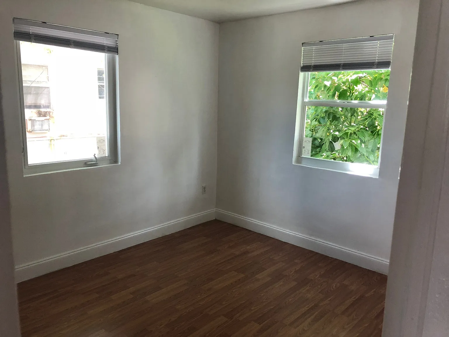 2BR Apartment | Water Included | Minutes to Downtown & Health District — Photo 4