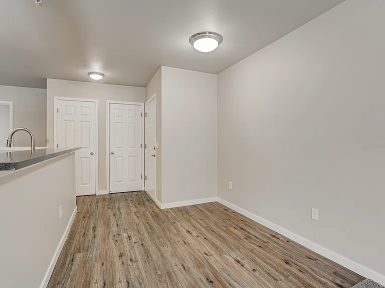 Legacy Oaks Apartments — Photo 6