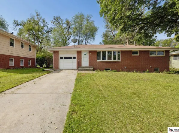 6021 Lexington Ave, Lincoln, NE 68505
