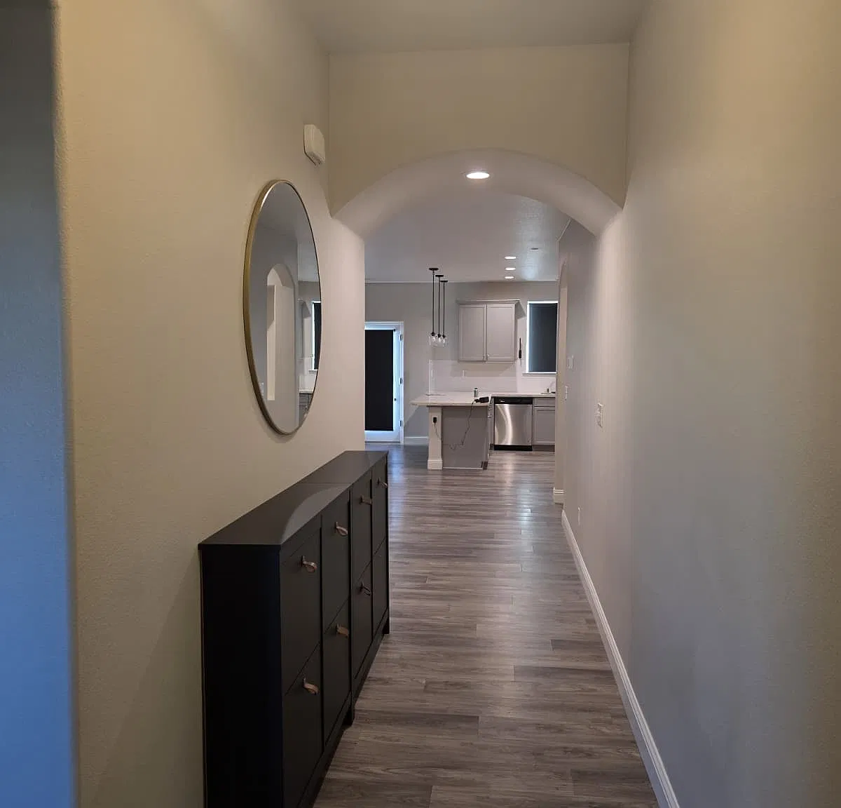 3 bed, 1576 sqft, $2,700 — Photo 2