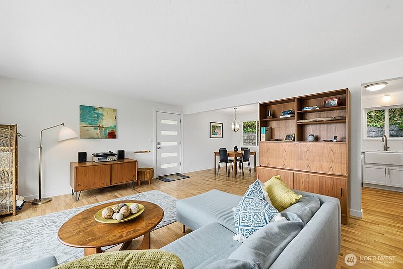5th image of 5625 SW Teig Place