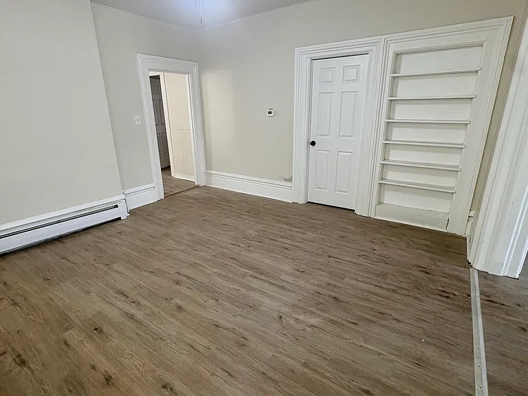 296 Saratoga St #1 — Photo 7