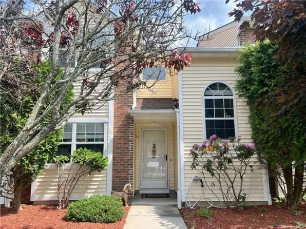 48 Brick Pond Rd, Middletown, NY 10940