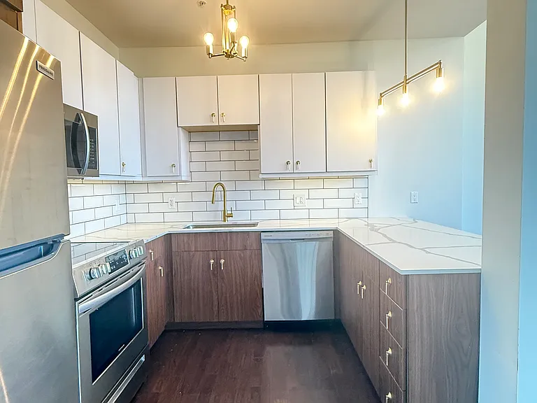 50 S Jefferson St #504 — Photo 12