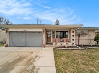 36654 English Dr, Sterling Heights, MI