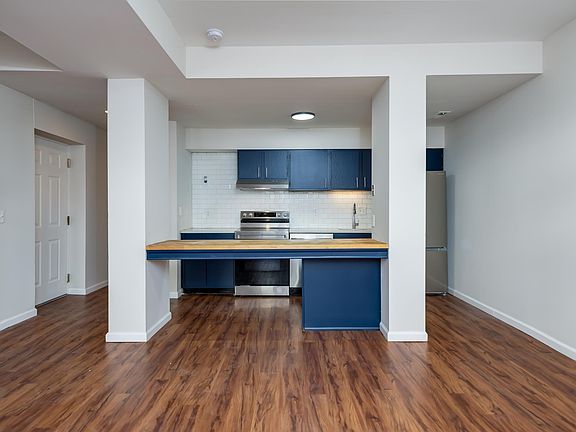 5th image of 5315 Luxe Savoy Ct