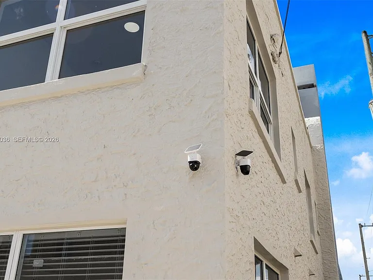 403 SW 12th Ave #3 — Photo 19