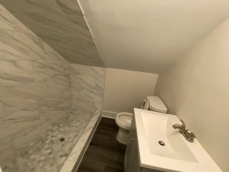 1719 Holman Ave — Photo 12