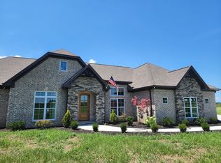 935 S Cross Bridges Rd, Mount Pleasant, TN 38474