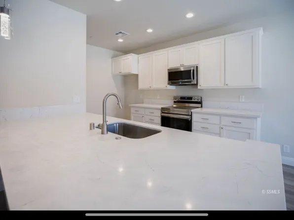 1019 W Church Ave, Ridgecrest, CA 93555