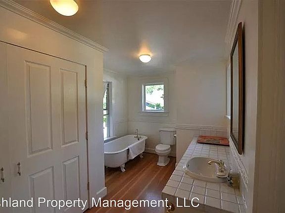 5th image of 101 Orange Ave