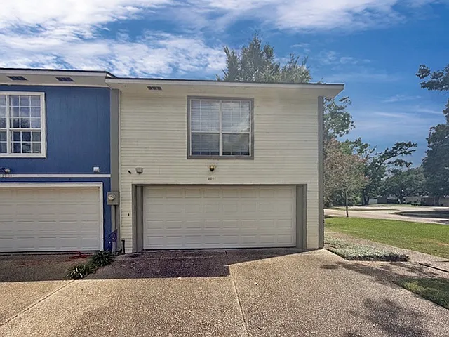 5201 Heatherstone Dr — Photo 7