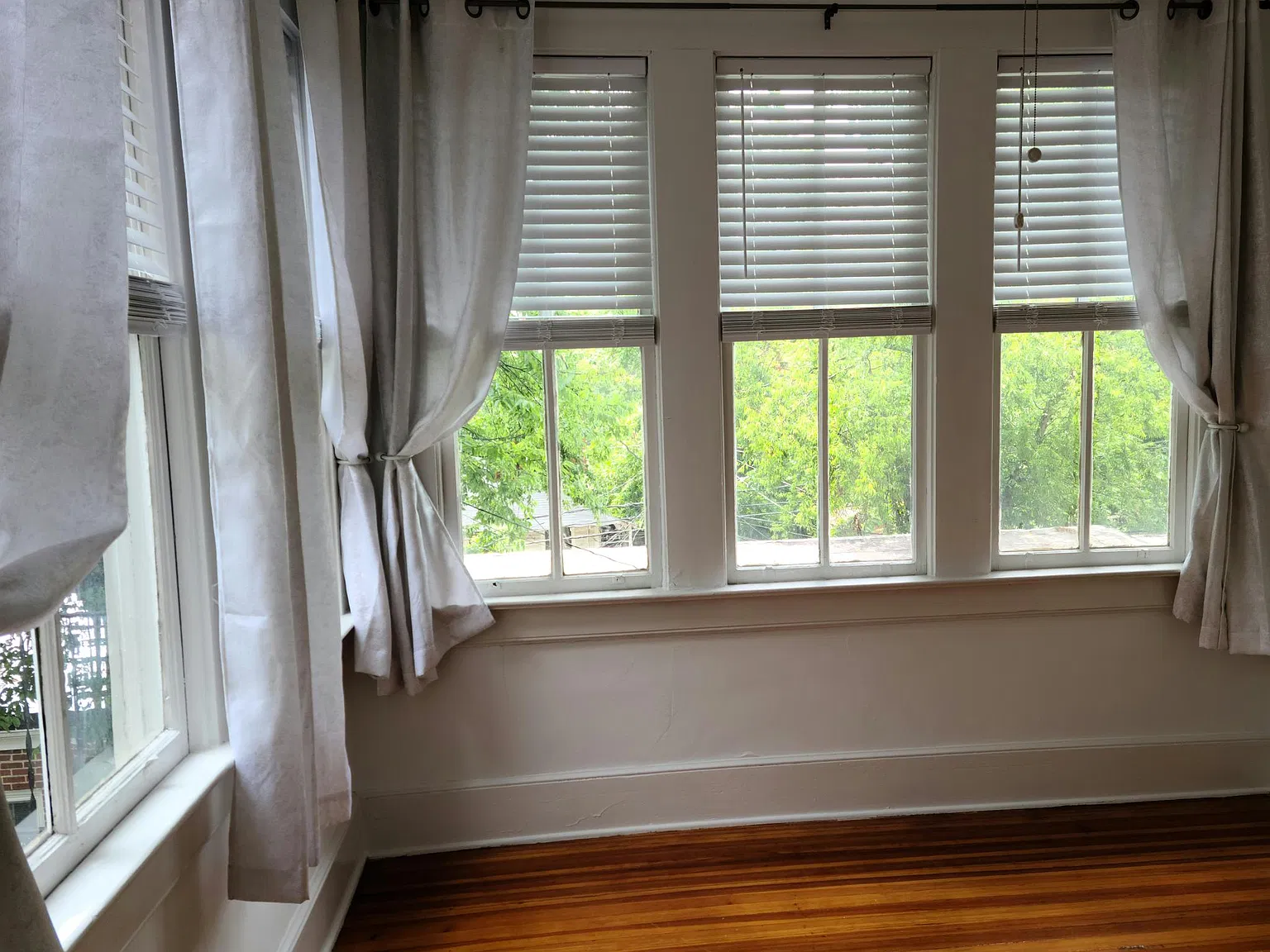 2 bed, $2,390 — Photo 2