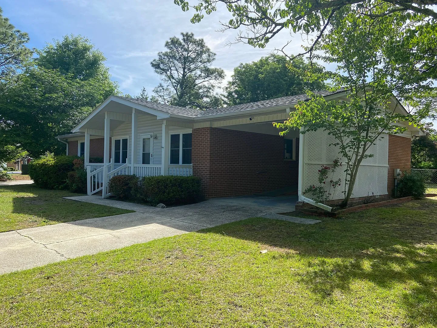 3 bedroom 2 bath ranch in Fayetteville — Photo 2