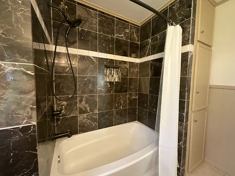530 Hilliard Dr — Photo 27