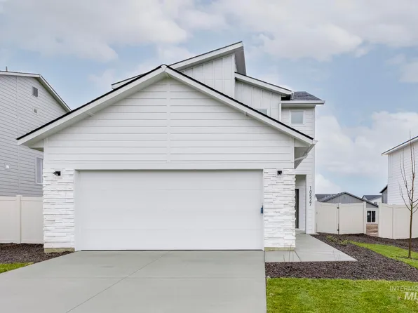 6593 W Redwood Creek Dr, Meridian, ID 83646