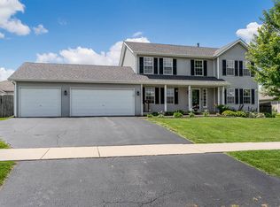 4125 Milkweed Dr, Poplar Grove, IL 61065