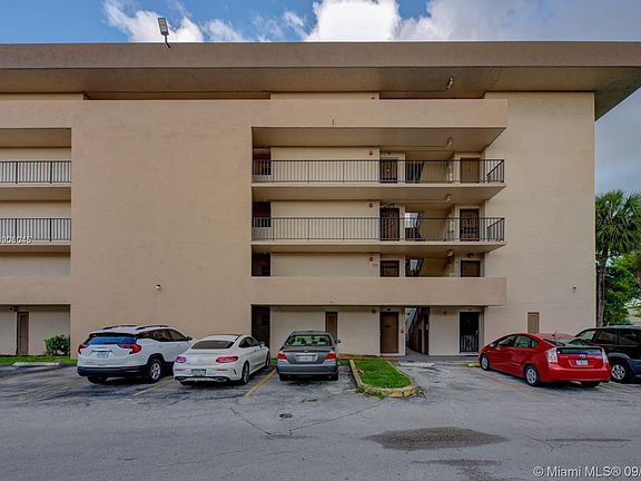 2nd image of 870 NW 87th Ave APT 409