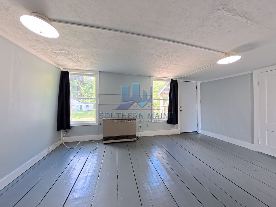 1st image of 4 Glenwood Ave #D