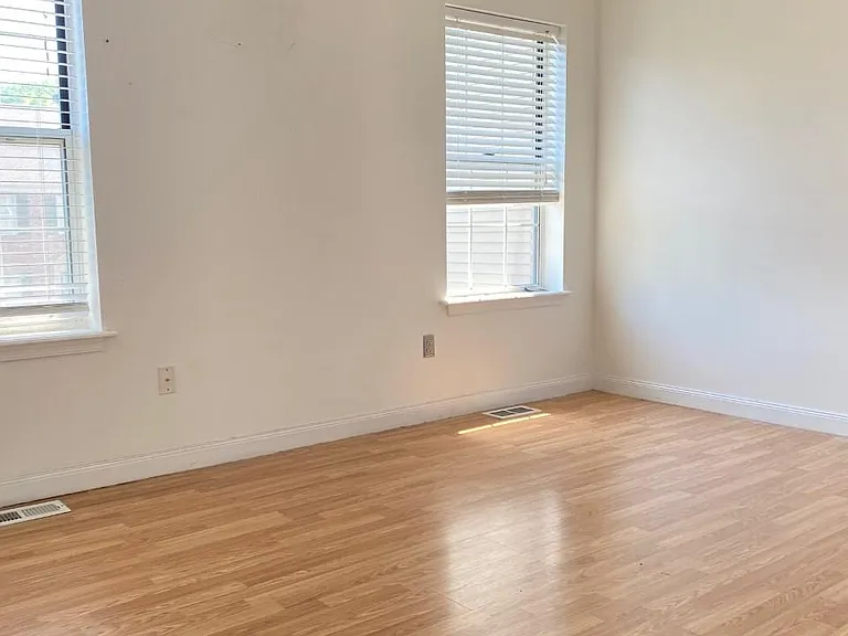 116 Middlesex Rd #116 — Photo 10