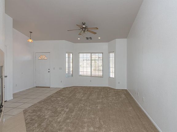 4th image of 1131 Lotebush Ln