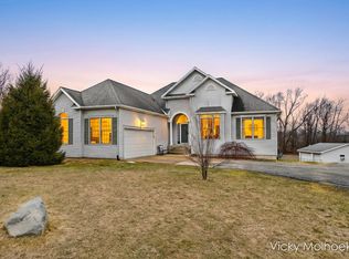 4142 Hickory Hill Ln, Hastings, MI 49058