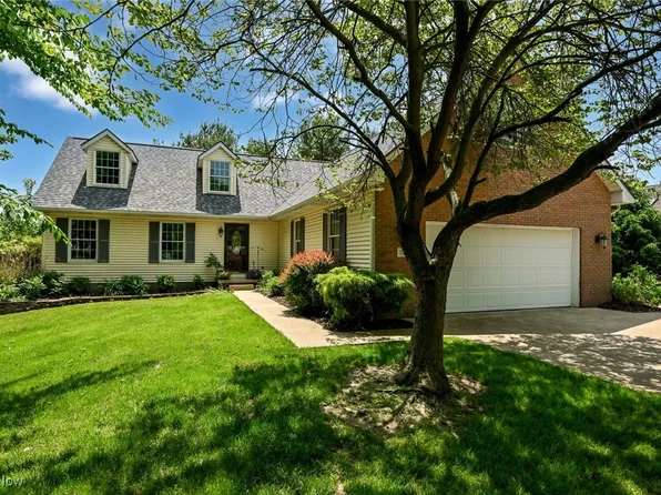 35 W Maple Dr, Seville, OH 44273