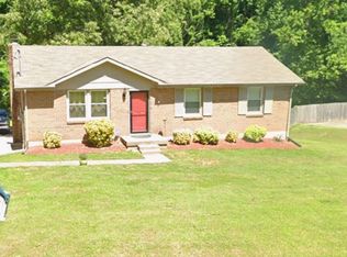 807 Pollard Rd, Clarksville, TN 37042
