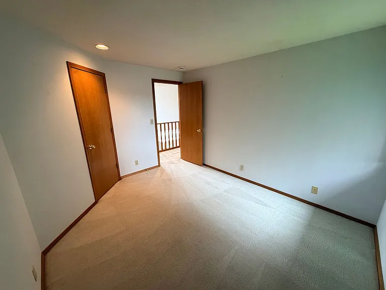 1835 NE 56th Ave — Photo 15