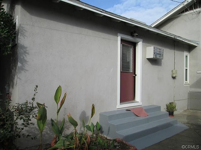 1st image of 208 E Dexter St #2