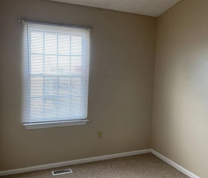 10523 Campus Way S — Photo 16