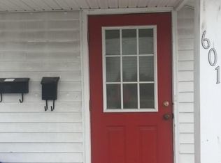 601 S Wayne St #C, Lewistown, PA 17044