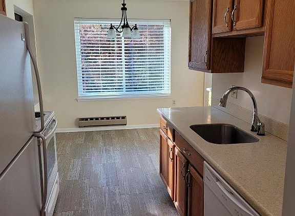 5th image of 15301 Pine Orchard Dr #86-2C