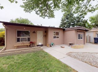609 Charleston St NE, Albuquerque, NM 87108