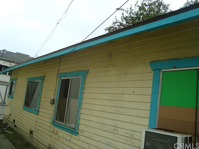 2nd image of 384 W 14th St