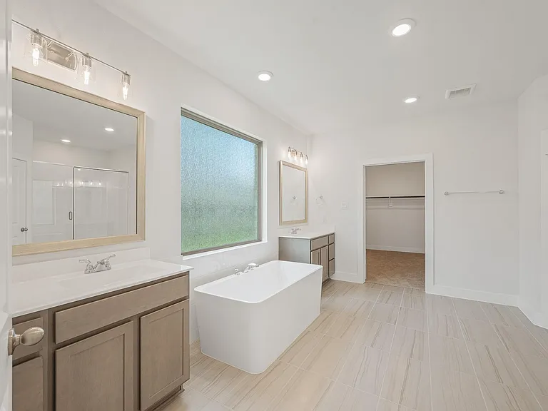832 Sarasota Shore Dr — Photo 25