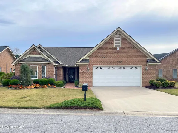 2403 Brookridge Circle, Greenville, NC 27858