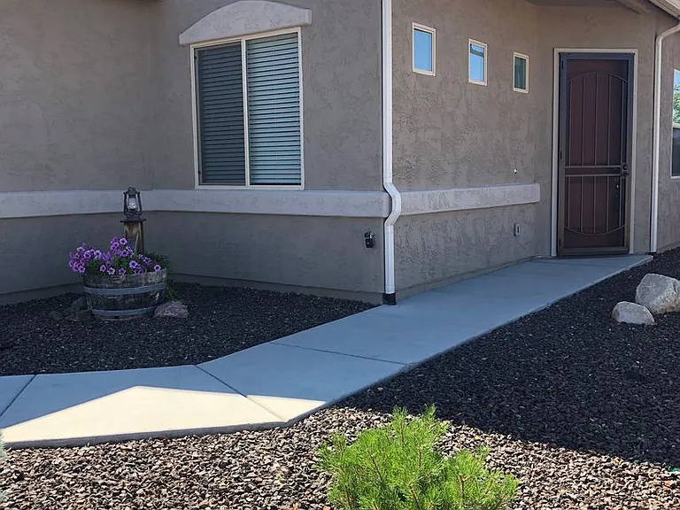 4668 N Salem Pl — Photo 18