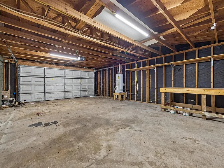 7119 Long Point Rd — Photo 19